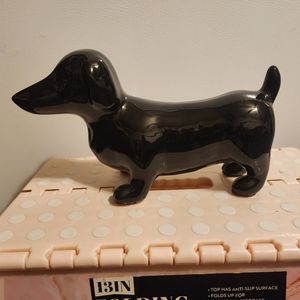 DACHSHUND DOXIE STATUE